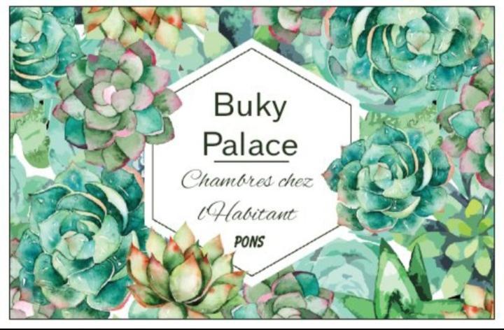 Buky Palace Пон Екстер'єр фото